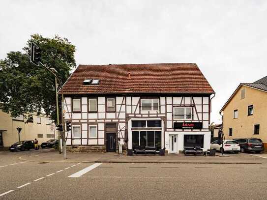 Attraktives 3- Familienhaus mit Ausbaupotenzial der Bühne und renditestarkem Gaststättengewerbe