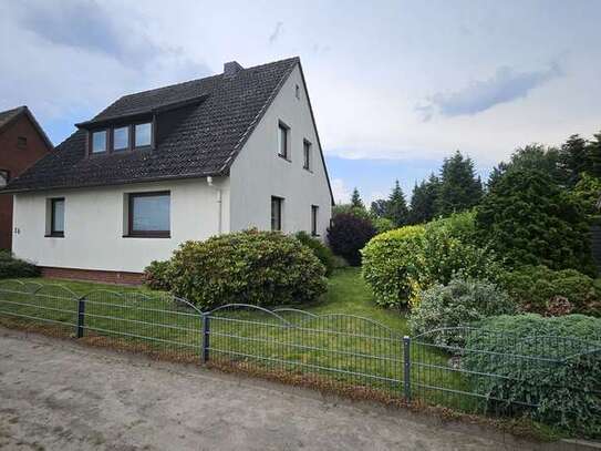 Schöne Wohnung mit großem Garten, Terasse und Carport in Weyhe/Erichshof