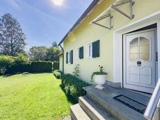 Leben im Urlaubsort - Stilvolles Architektenhaus in Spiegelau