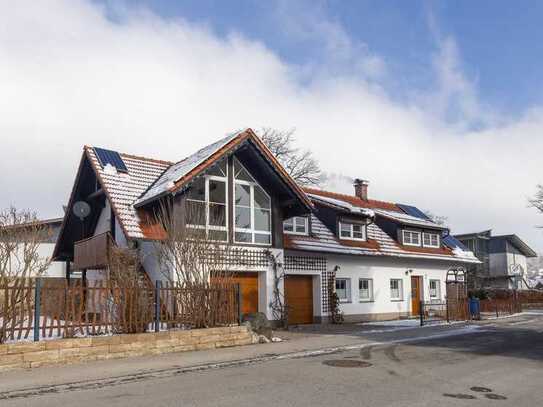 Toll saniertes, großzügiges Landhaus, kurzfristig frei!