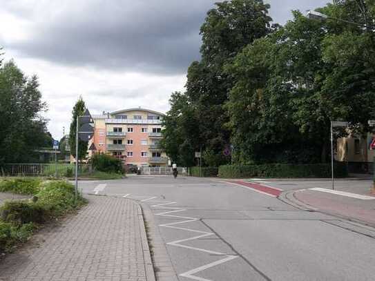 Moderne drei Zimmer Wohnung in Bensheim mit Balkon und Einbauküche