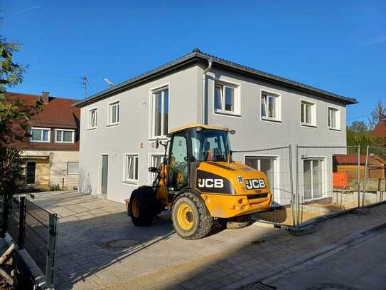 Erstbezug: Schöne 6-Raum-Doppelhaushälfte mit gehobener Innenausstattung in Markt Indersdorf