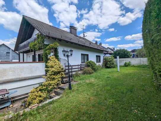 Geräumiges Einfamilienhaus in ruhiger Wohnlage mit Nähe zur Autobahn in Engelskirchen-Bellingroth