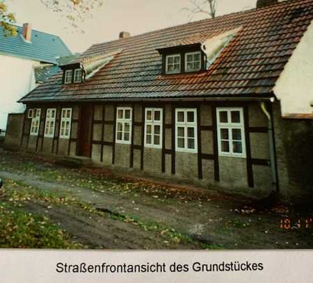 Fachwerkhaus mit großem Grundstück