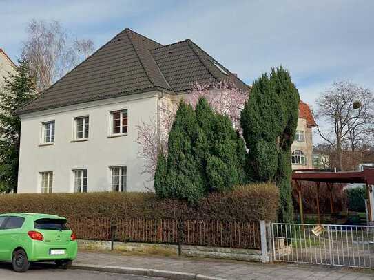 Univiertel - Mehrfamilienhaus mit drei Wohnungen o. Büros o. Praxis