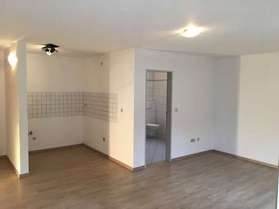 Freundliche 1-Zimmer-EG-Wohnung mit Balkon und Einbauküche in Sigmaringen