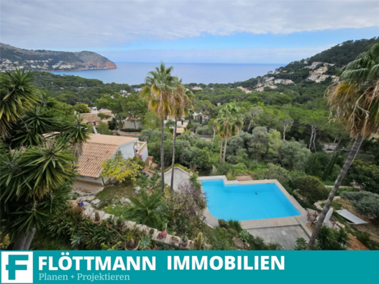 Luxuriöse Penthouse-Wohnung mit beeindruckendem Meerblick in Canyamel!