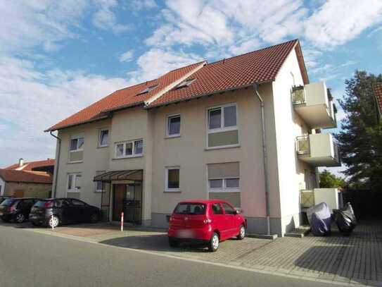 Erdgeschosswohnung mit Balkon und Stellplatz in Rülzheim