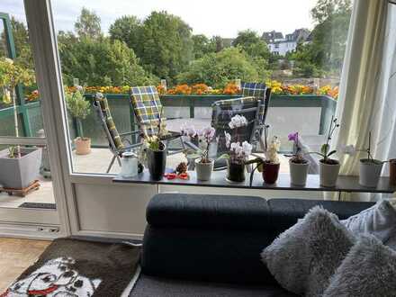 Modernisierte 5-Zimmer-Maisonette-Wohnung mit Balkon in Solingen