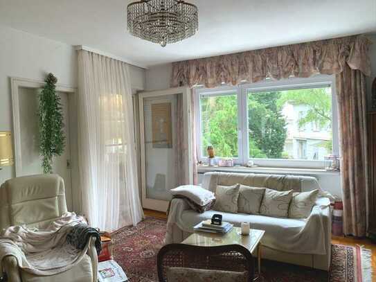 3-Zimmerwohnung mit großem Balkon und Stellplatz im Herzen von Baden-Baden gelegen