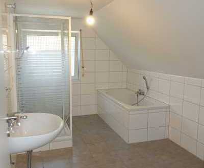 ***Sehr gepflegte 3,5 Zimmer-Wohnung in Halbhöhenlage von Gernsbach zu verkaufen***