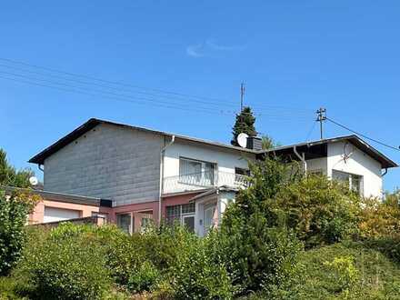 REIMSBACH : FAMILIENFREUNDLICH mit DOPPELGARAGE und 1437 m² AREAL !