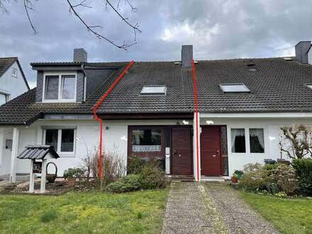 Architektenreihenmittelhaus mit verschiedenen Halbebenen sowie Garage zum Schnäppchenpreis