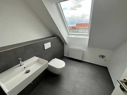 *NEU* Wunderschöne 3-Zimmerwohnung mit Einbauküche und Dachterrasse in Niederschöneweide (Treptow)