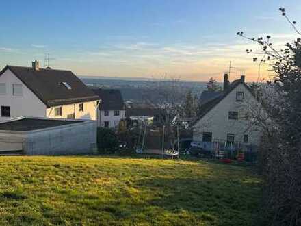 Esslingen-Liebersbronn, Baugrundstück für Einfamilienhaus in traumhafter Aussichtslage.