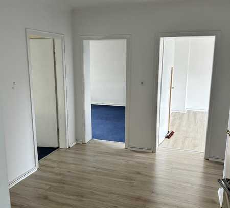 Großzügig und hell! 3-Zimmer Wohnung mit Balkon