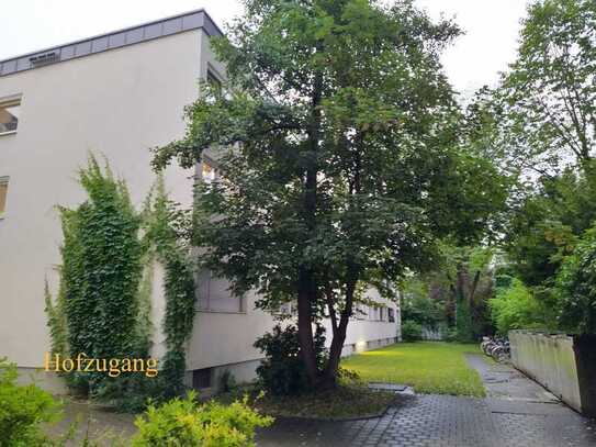 Charmantes Appartement mit Loggia in Schwabing - Zentrale Lage, ruhig, renoviert & möbliert