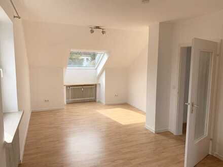 Modernisierte Dachgeschosswohnung 30qm in Hoberge-Uerentrup