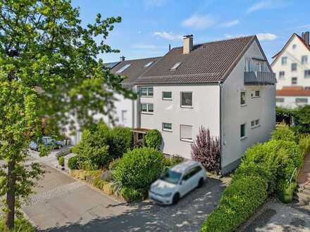 Der Bodensee nur einen Steinwurf entfernt: Dreifamilienhaus in Friedrichshafen-Manzell