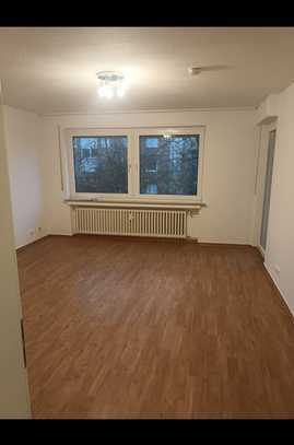 Renovierte 4-Zimmer-Wohnung zu vermieten