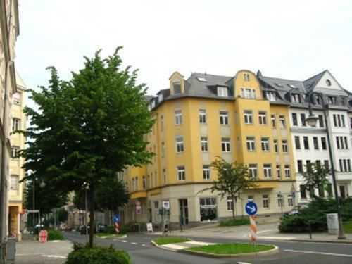 Büro, Laden oder Lager mit sep. Eingang, Bad und Balkon!