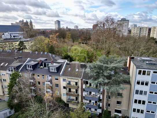 Parkblick trifft Potenzial: Chancenreiches 4-Parteienhaus in der Innenstadt! 🚀