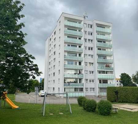 Brück Immobilien - Kapitalanlage, geräumige 3 Zi.-Eigentumswohnung mit Loggia.