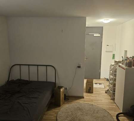 Geschmackvolle 1-Zimmer-Wohnung mit EBK in München Haidhausen (3 Monate Untermiete)