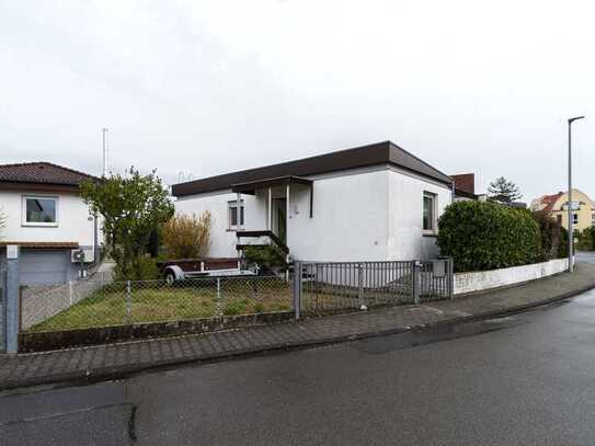 Kleiner Bungalow in schöner, ruhiger Lage von Seeheim-Jugenheim