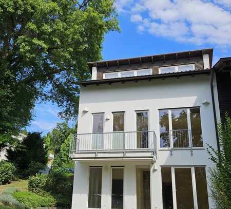 Einfamilienhaus in Bestlage von Baden-Baden - ein absolutes Schnäppchen !