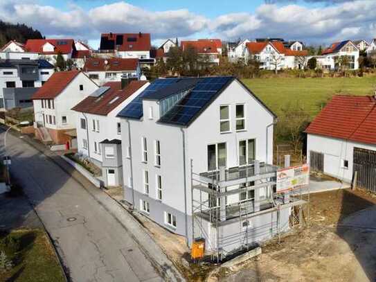 NEUBAU - Energieeffizientes Zweifamilienhaus mit Photovoltaik und Wärmepumpe