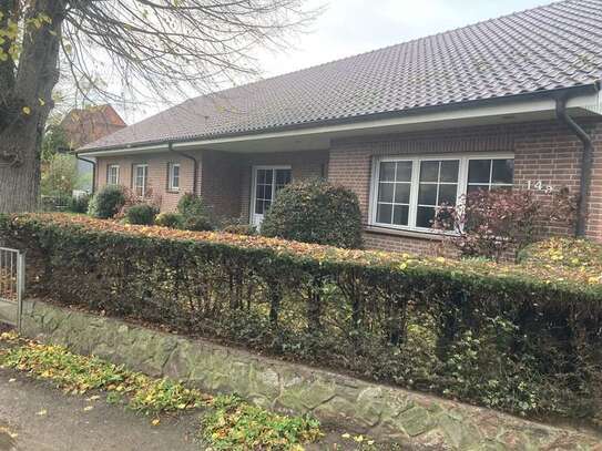 4-Raum-Bungalow BJ1996 mit EBK, 2 Terrassen (1x überdacht) und Aussenrollos in Stockelsdorf