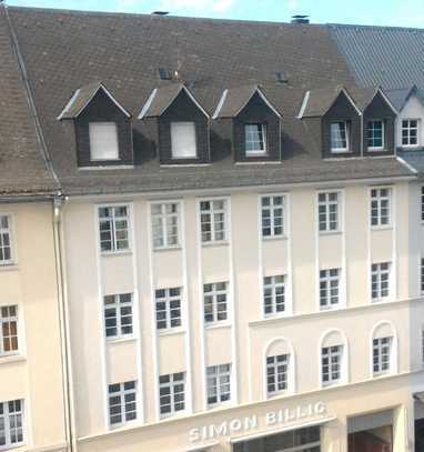 Eine helle 3 Zimmer Dachgeschosswohnung in unmittelbarer Nähe von Johann Moritz Quartier