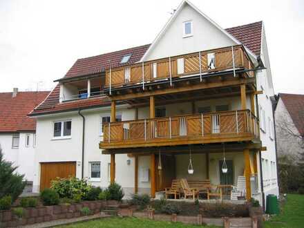 Helle, gepflegte 3-Zimmer Wohnung, naturnah und ruhig gelegen in Dreifamilienhaus bei Balingen
