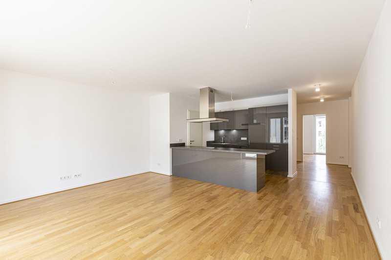 2 Bäder & EBK & Balkon & Abstellraum