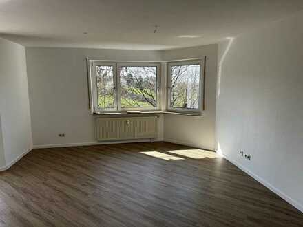 Gemütliche und Moderne 2-Zimmer-Wohnung mit sonnigem Balkon und TG-Stellplatz auf dem Schafhof