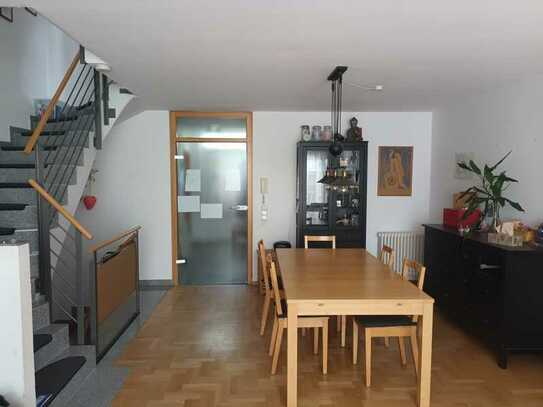 Schon reserviert: 5-Zimmer-Reihenmittelhaus in Karlsruhe-Neureut mit Dachterrasse und kleinem Garten