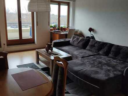 Helle 3-Zimmer-Wohnung mit Balkon und bester ÖPNV Anbindung