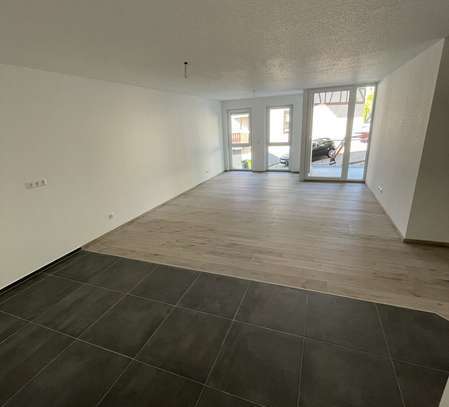 Moderne 2-Zimmer-Wohnung mit Balkon in Dauchingen