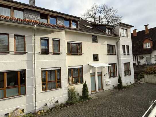 3 Zimmer Maisonette Dachgeschosswohnung mit Terrasse und Garage in Wengern