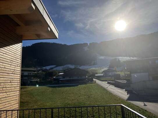 Geschmackvolle 3,5-Raum-Terrassenwohnung mit EBK im schönen Hochtal Wildschönau in Tirol/Österreich