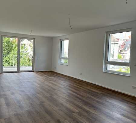 Helle, barrierefreie 3-Zimmer-Wohnung mit großer Terrasse, EBK und TG-Stellplatz