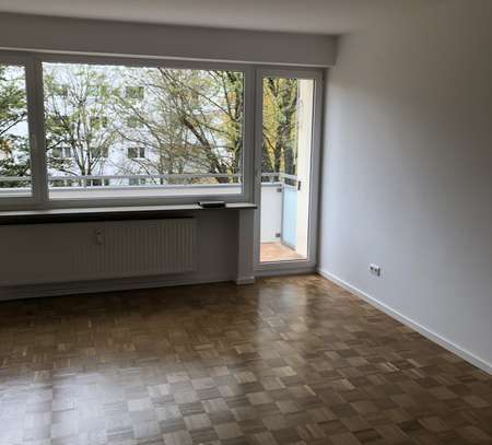 Stilvolle 3-Raum-Wohnung mit Balkon in München