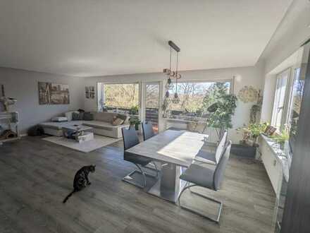 Exklusive 3,5-Zimmer-Wohnung mit Balkon und Einbauküche in Schwabach-Limbach