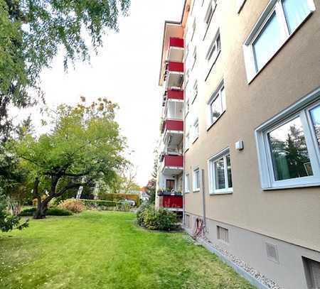 Toplage in Staaken! Bezugsfreie (!) Zweizimmerwohnung mit herrlichem Grünblick! 3. OG - Aufzug!