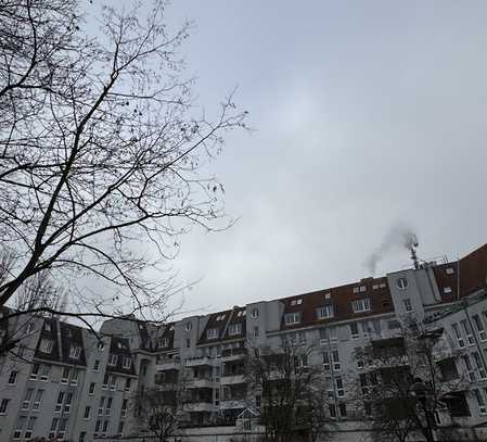 Großzügige 3 Zimmer Wohnung mit Balkon!