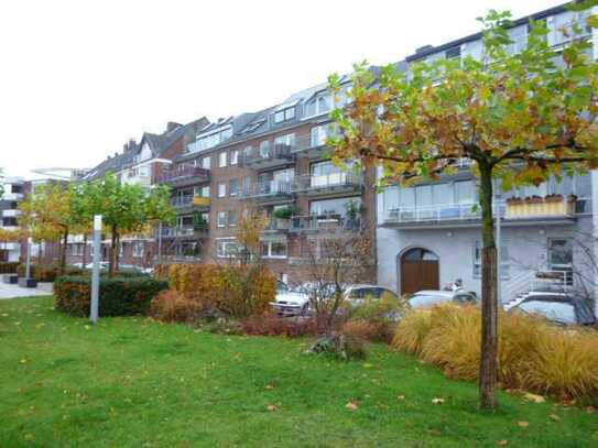 helle 2 Zi-Wohnung mit herrlichem Blick auf den Rhein