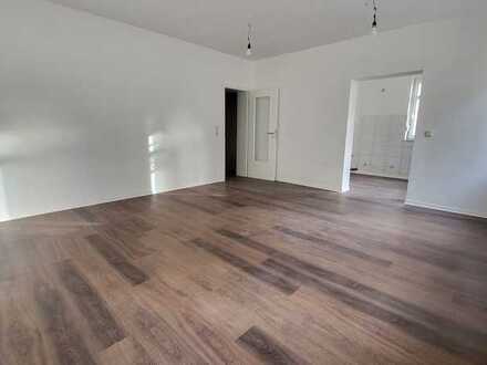 Schöne 2-Zimmer-Wohnung mit Terrasse in Altenburg
