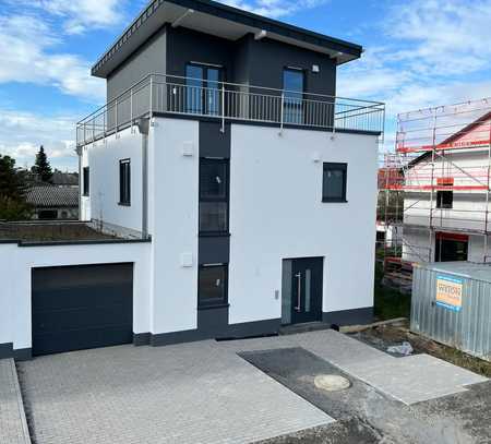 Neubau erstbezug Einzelhaus mit Solar mit Regenwasserspeicher Effizent