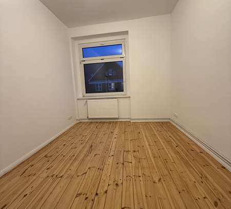 Helle 2-Zimmer Wohnung zur Untermiete in Berlin-Reinickendorf (Borsigwalde)